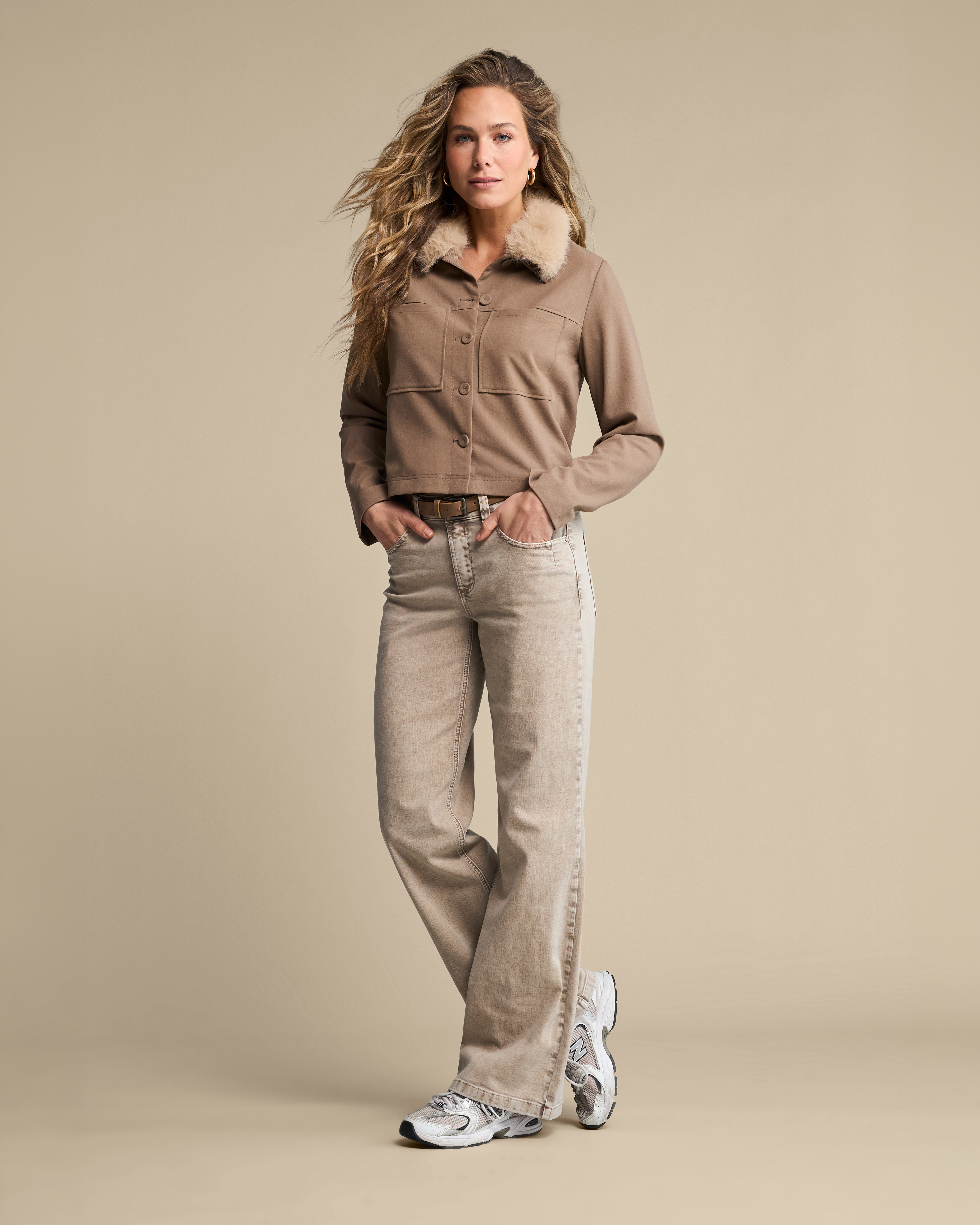 https://imagesb2c.magic-apparels.becosoft.net/articles/RB_AW26_LOOK_14_5659.jpg?qs=4957
