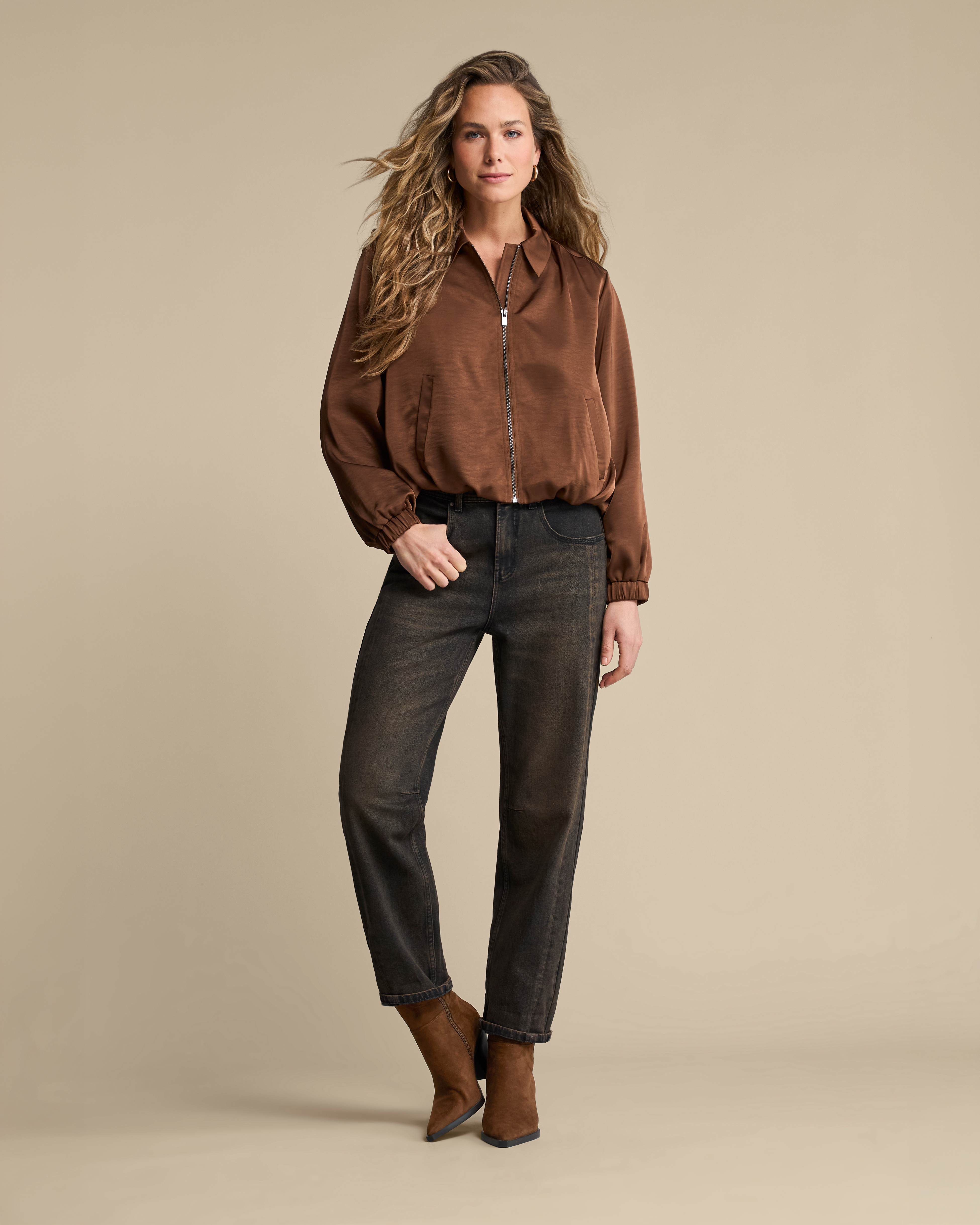 https://imagesb2c.magic-apparels.becosoft.net/articles/RB_AW26_LOOK_32_6256.jpg?qs=4997