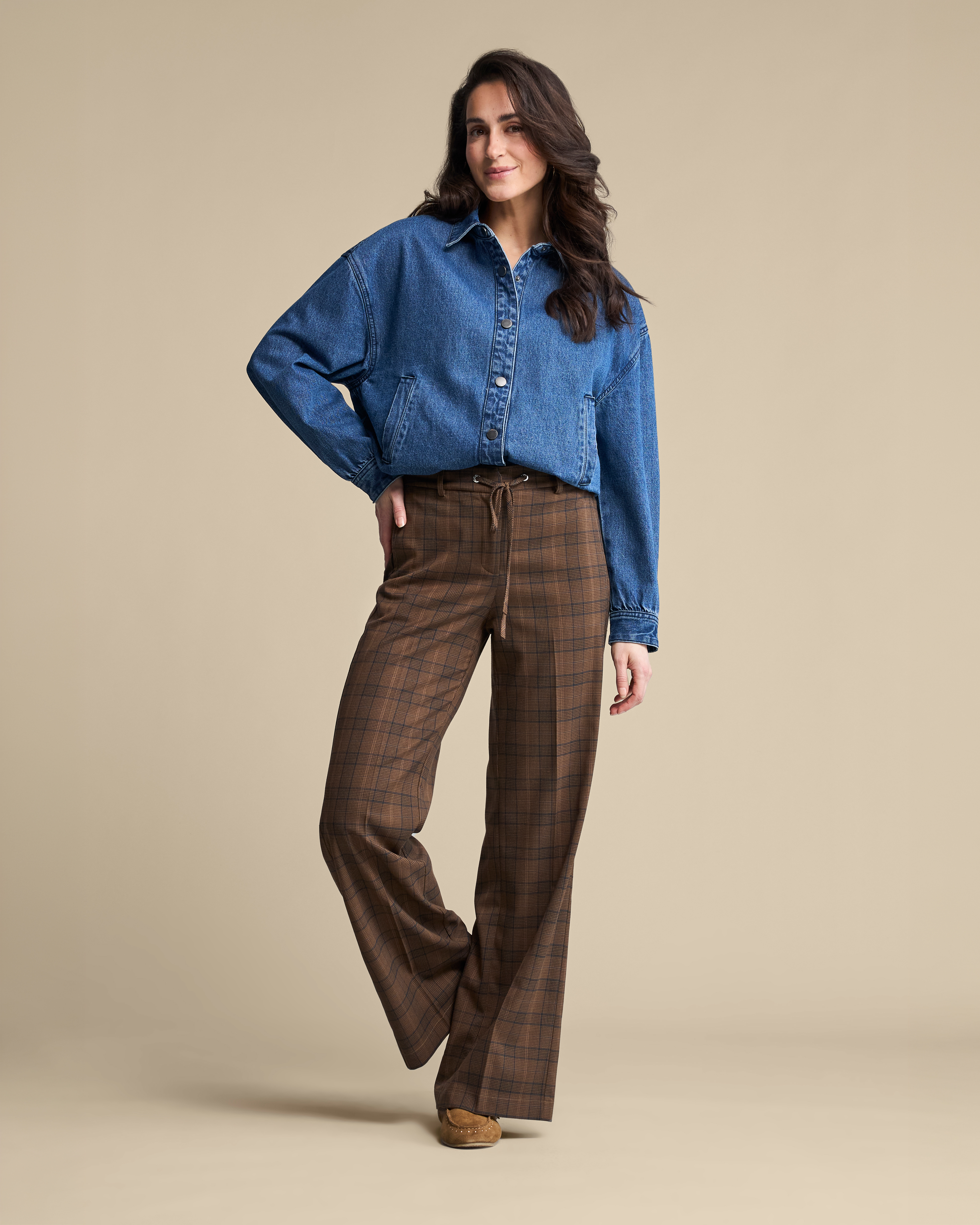 https://imagesb2c.magic-apparels.becosoft.net/articles/RB_AW26_LOOK_33_1587-4999.jpg?height=150&width=150&scale=canvas&qs=4999