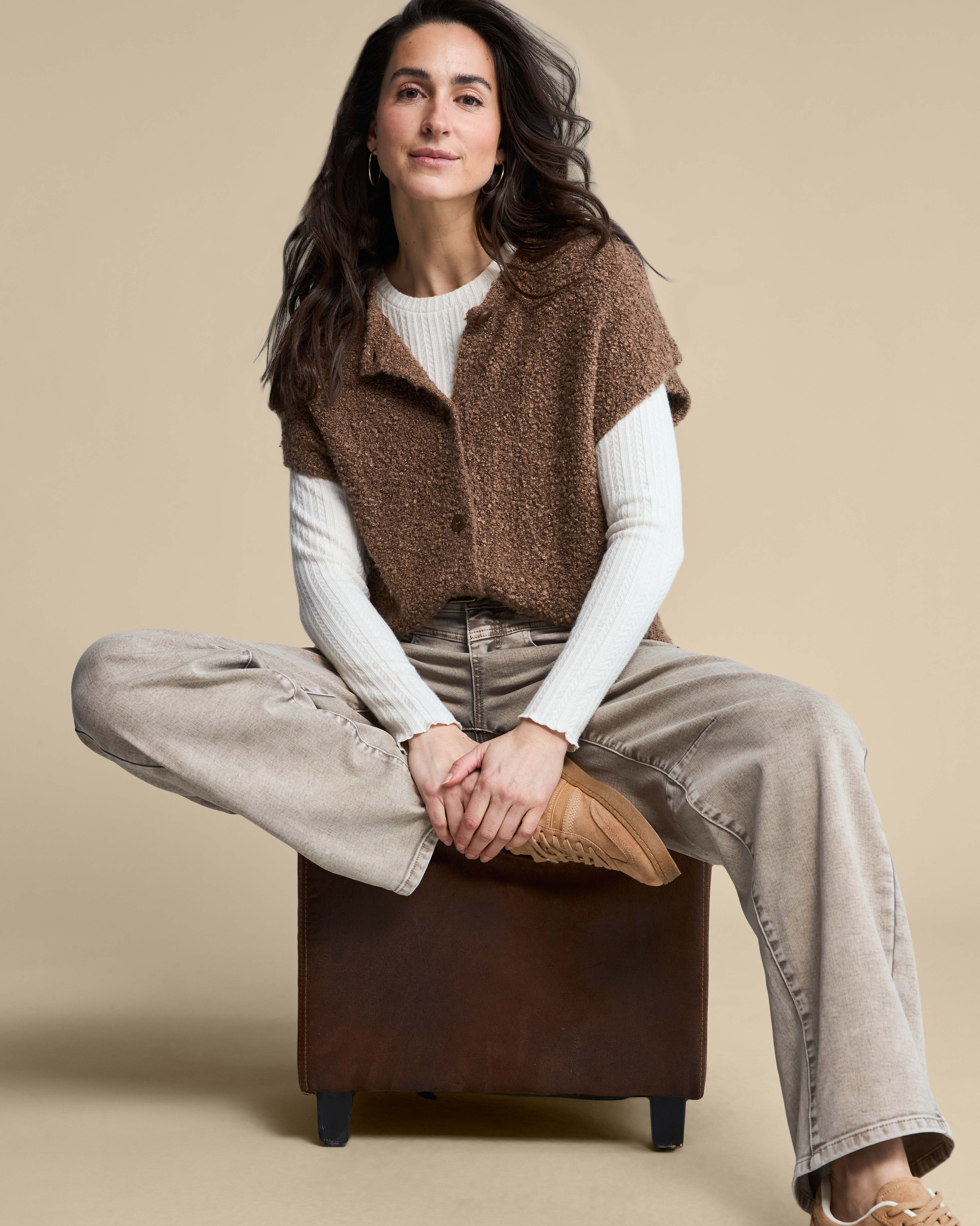 https://imagesb2c.magic-apparels.becosoft.net/articles/RB_AW26_LOOK_37_1901.jpg?qs=5083