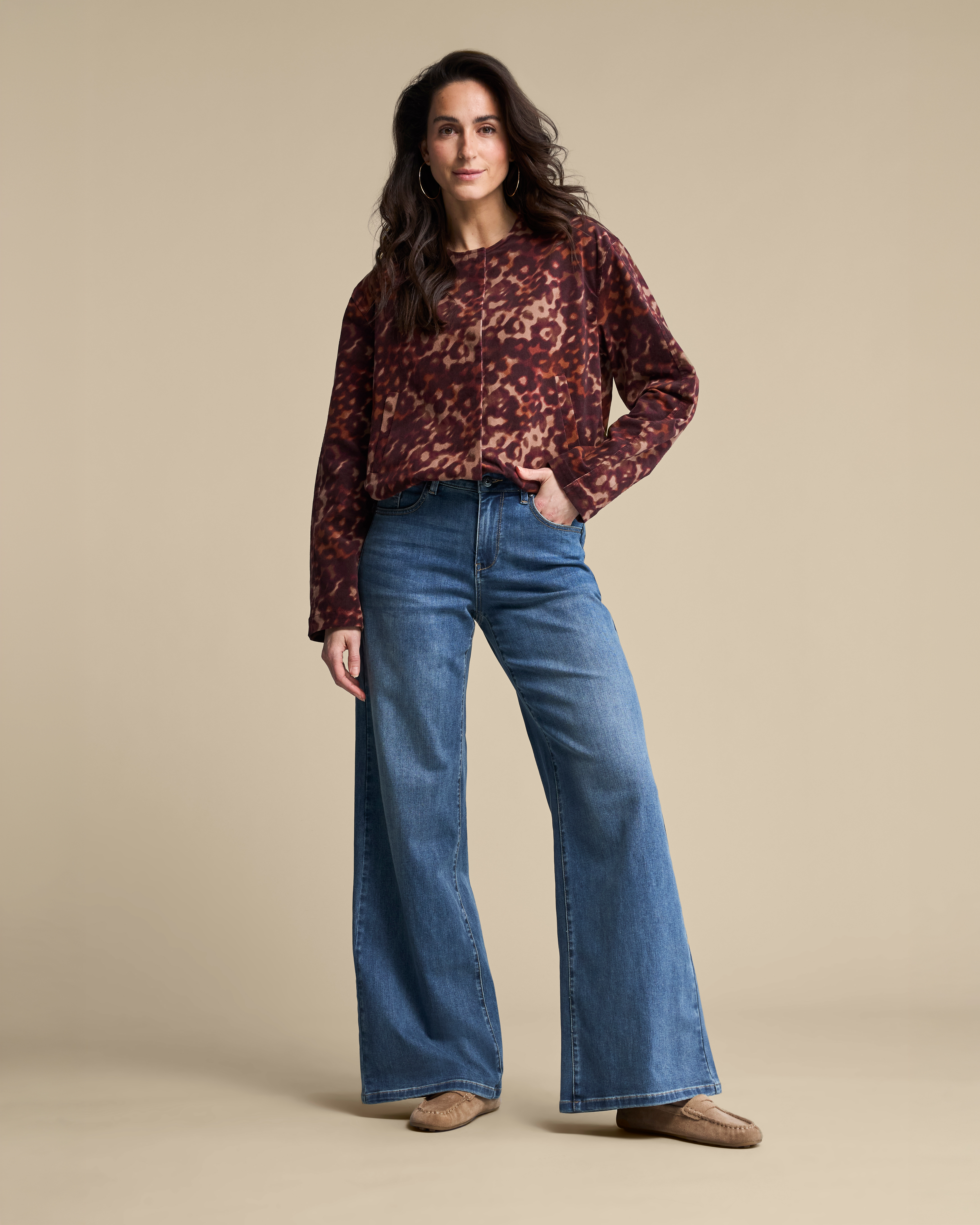 https://imagesb2c.magic-apparels.becosoft.net/articles/RB_AW26_LOOK_40_1968.jpg?qs=5015