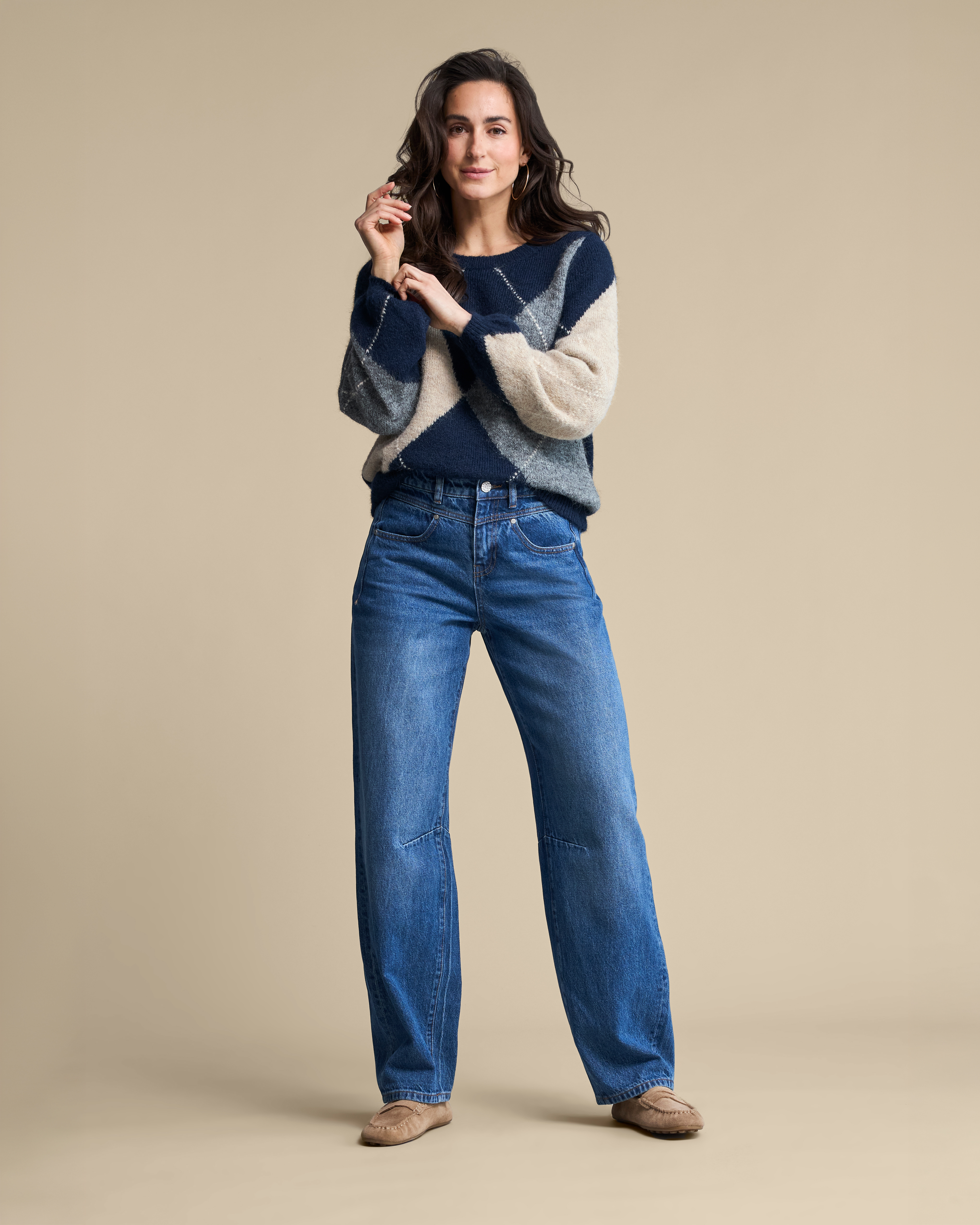 https://imagesb2c.magic-apparels.becosoft.net/articles/RB_AW26_LOOK_44_2136.jpg?qs=5027