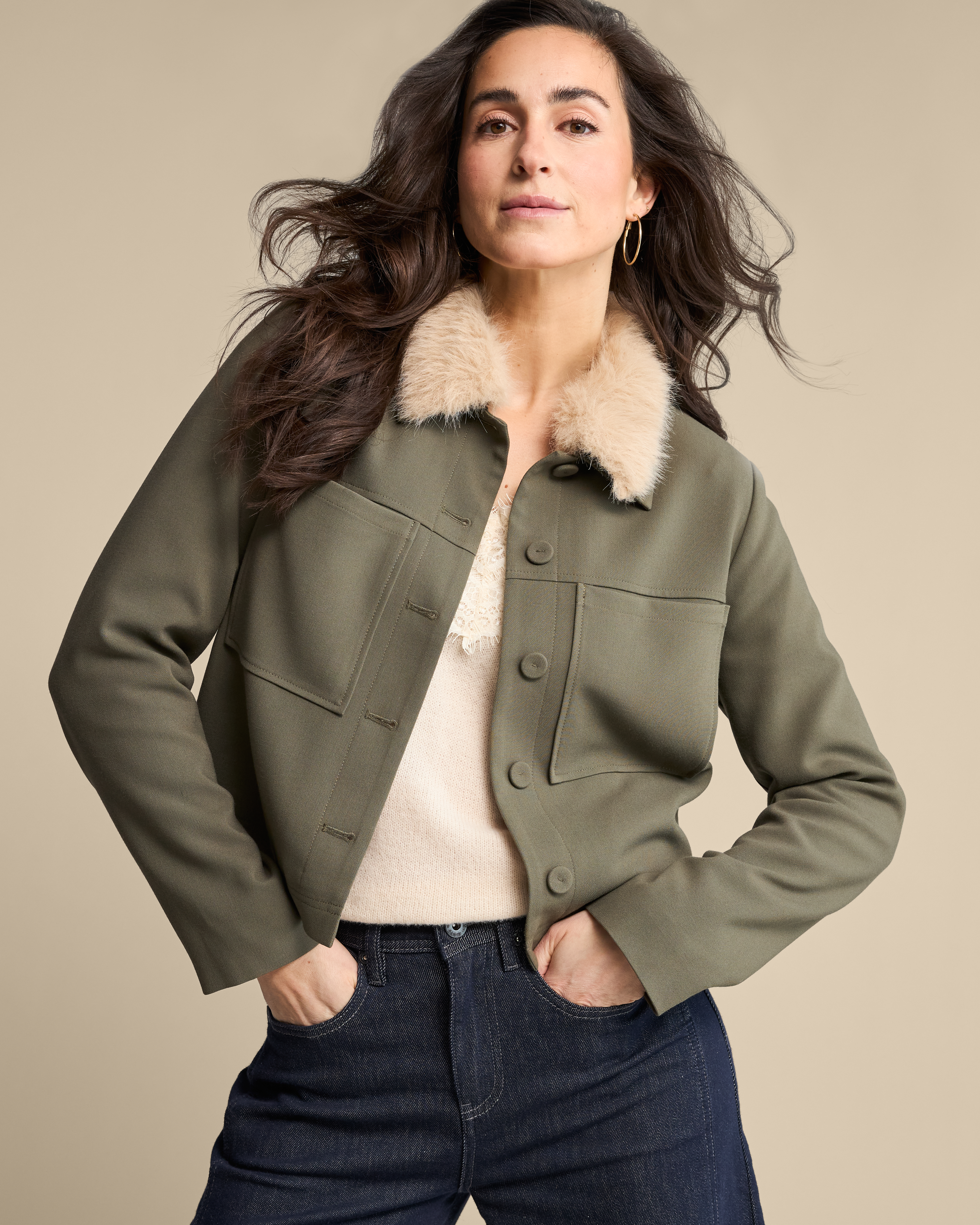 https://imagesb2c.magic-apparels.becosoft.net/articles/RB_AW26_LOOK_5_0266.jpg?qs=5073